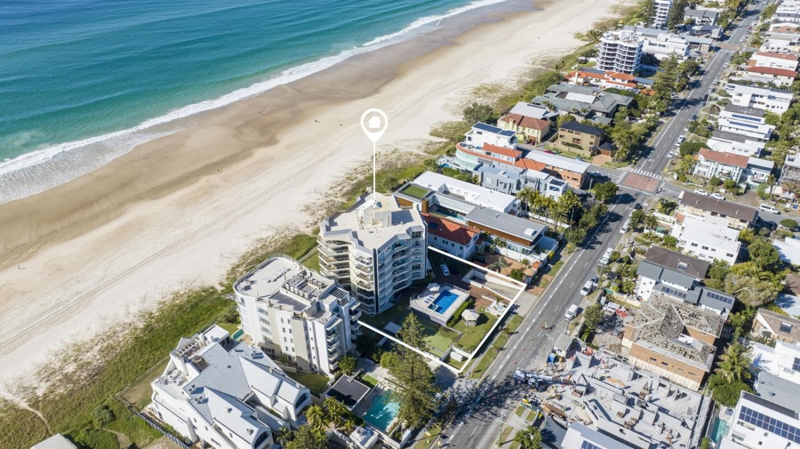 Foreshore Beachfront Apartments Голд-Кост Экстерьер фото