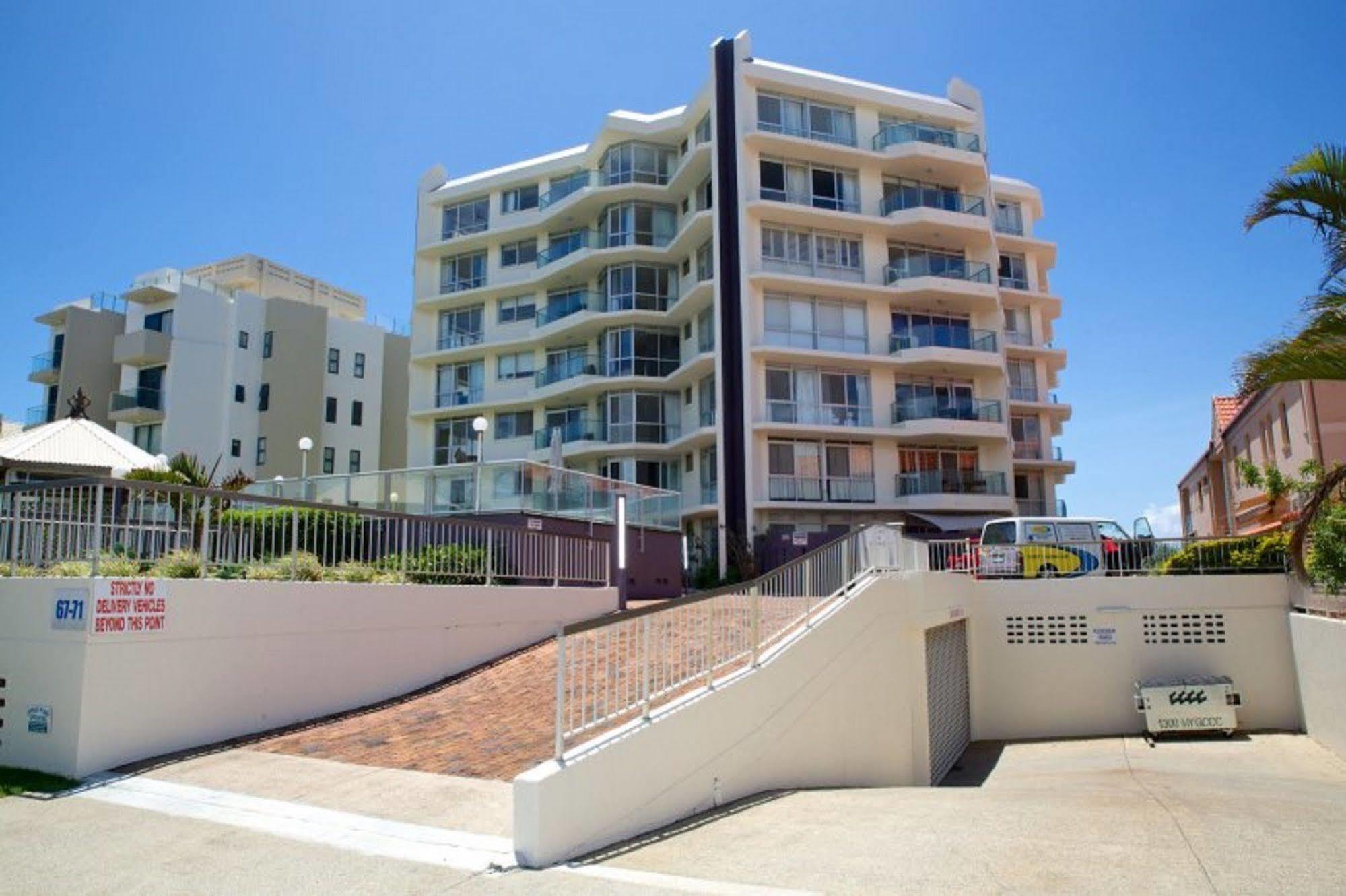 Foreshore Beachfront Apartments Голд-Кост Экстерьер фото