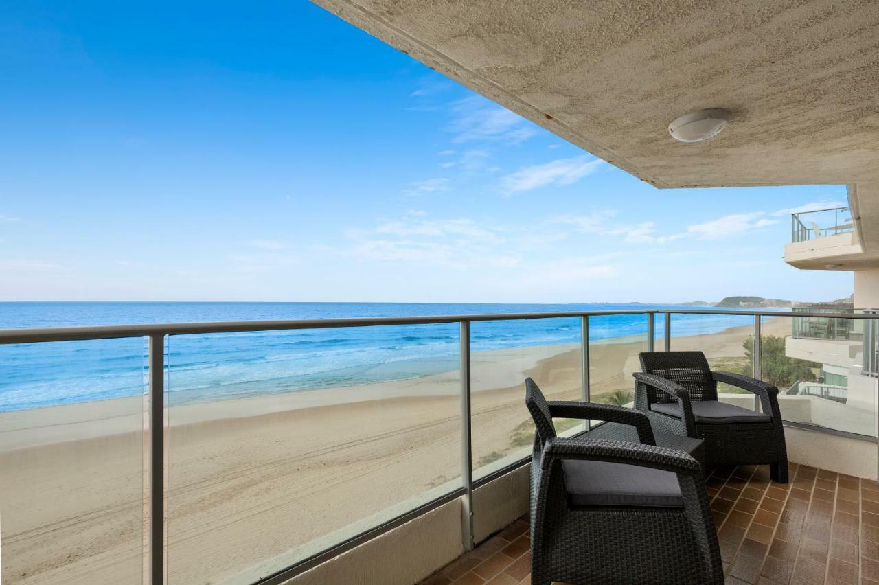 Foreshore Beachfront Apartments Голд-Кост Экстерьер фото
