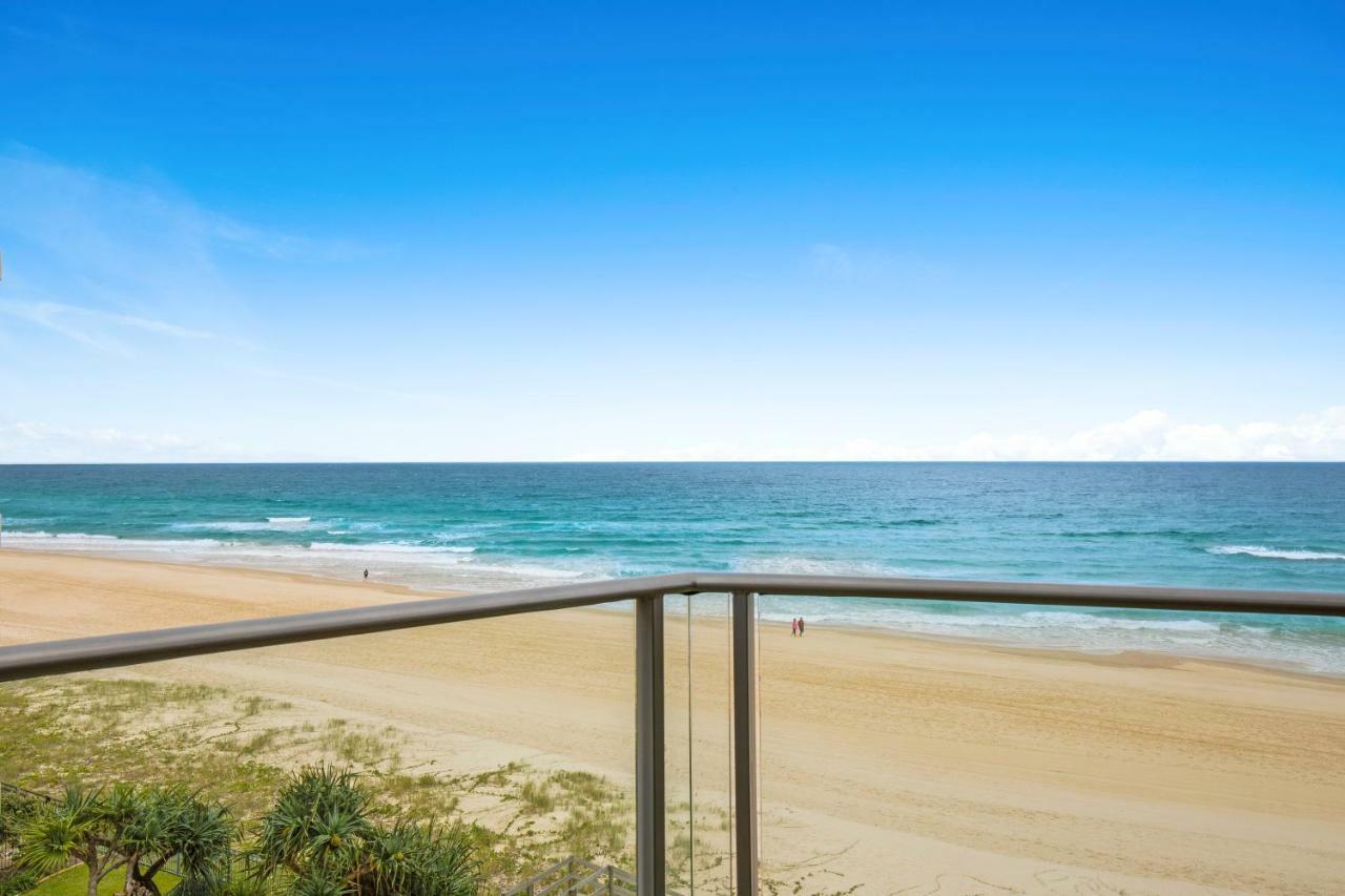 Foreshore Beachfront Apartments Голд-Кост Экстерьер фото