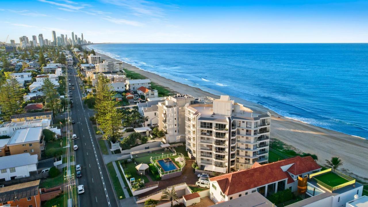 Foreshore Beachfront Apartments Голд-Кост Экстерьер фото