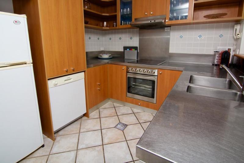 Foreshore Beachfront Apartments Голд-Кост Экстерьер фото